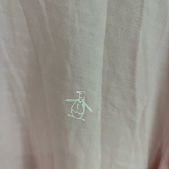 ✌️ Embrace Elegance in a Light Pink Sweater! - Picture 2 of 7